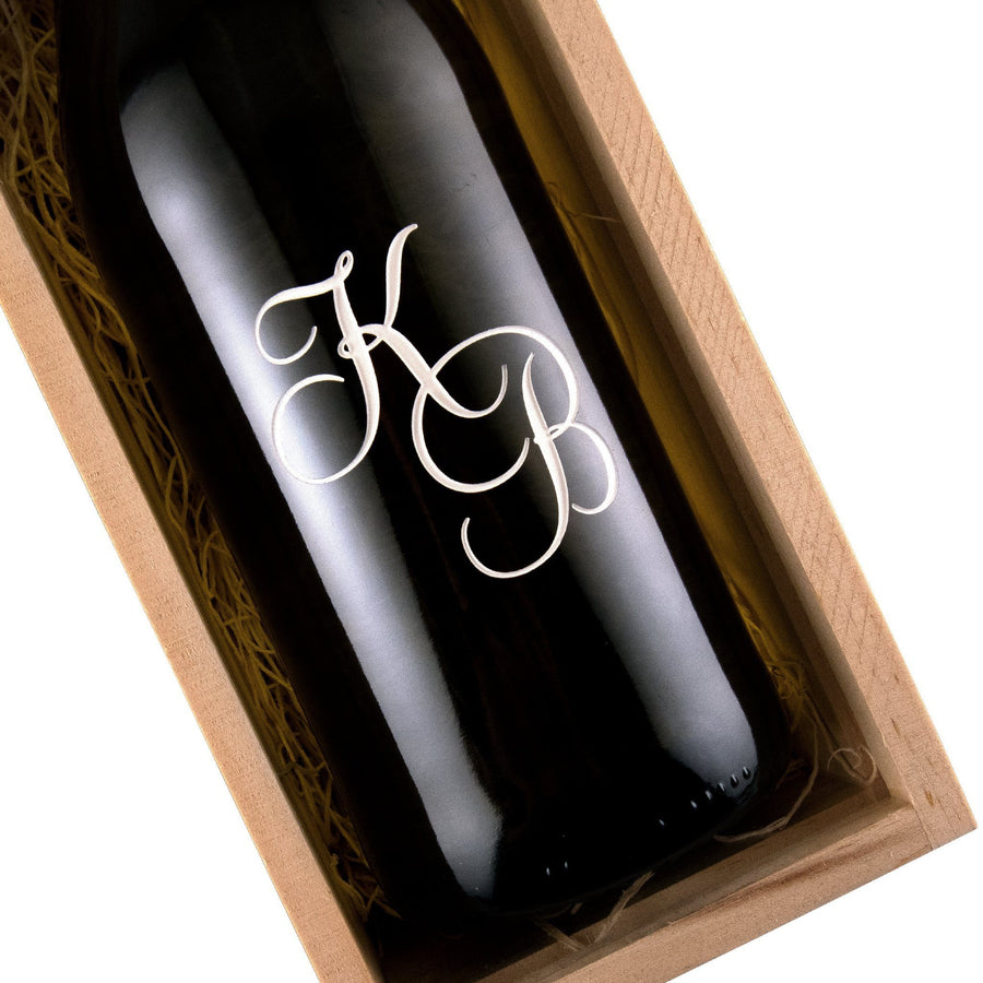 Monogram initials etched on a red wine bottle classy gift for wine drinkers by Etching Expressions
